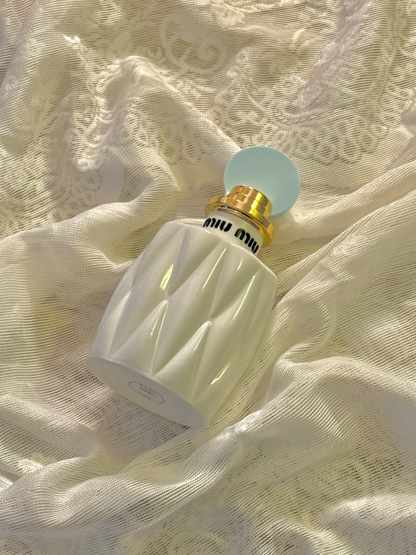Miu Miu - Fleur de Lait Eau de Parfum